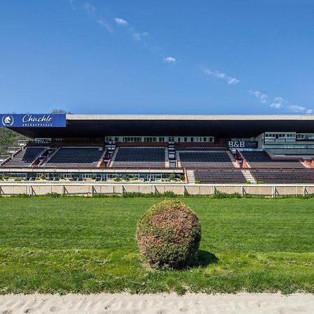 B&B Chuchle Arena Praha Екстериор снимка