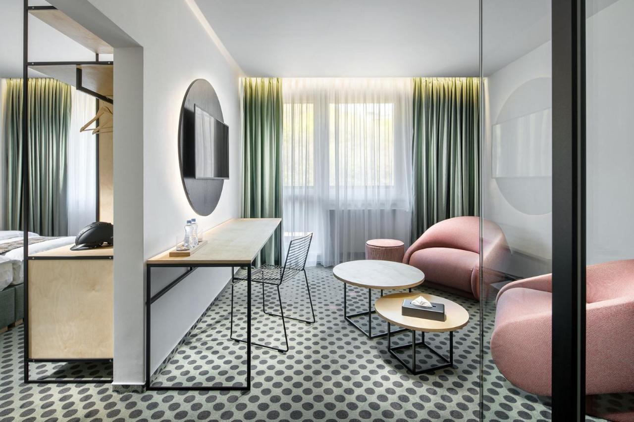 B&B Chuchle Arena Praha Екстериор снимка