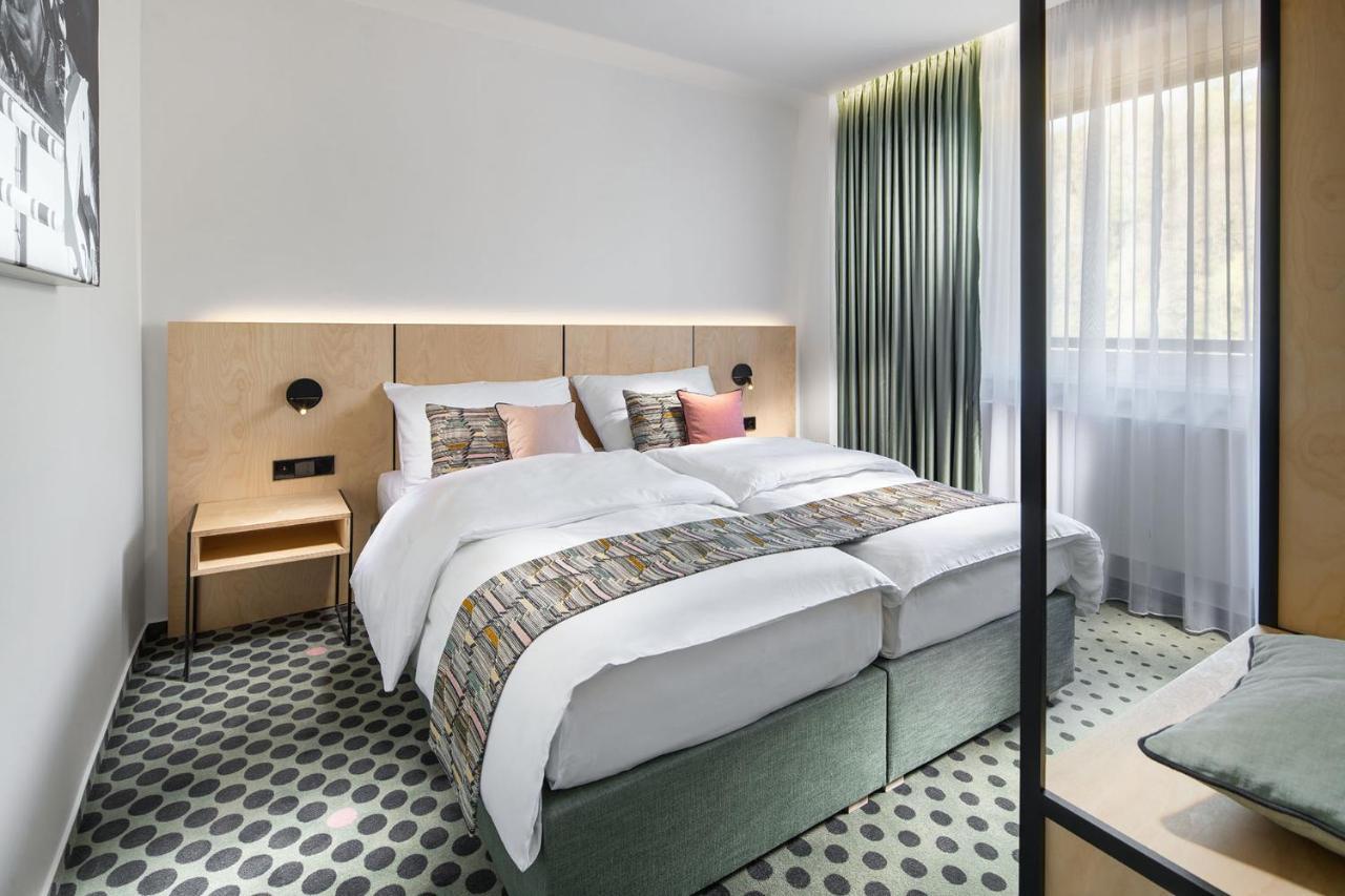 B&B Chuchle Arena Praha Екстериор снимка